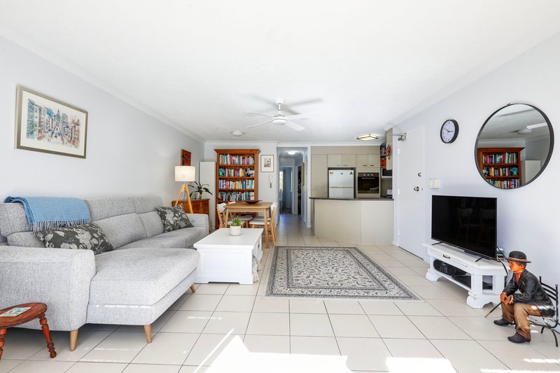 Photo - 20/26-28 Monaco Street, Surfers Paradise QLD 4217 - Image 7