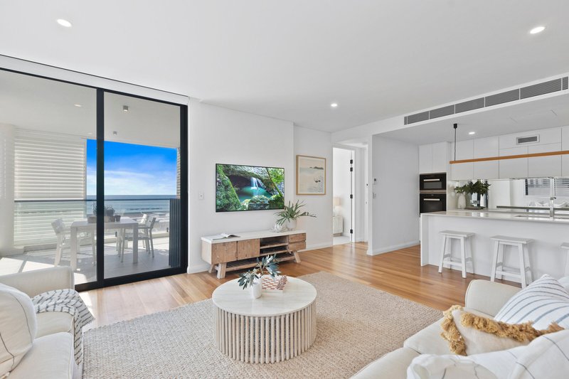 Photo - 202/6 Painters Lane, Terrigal NSW 2260 - Image 3