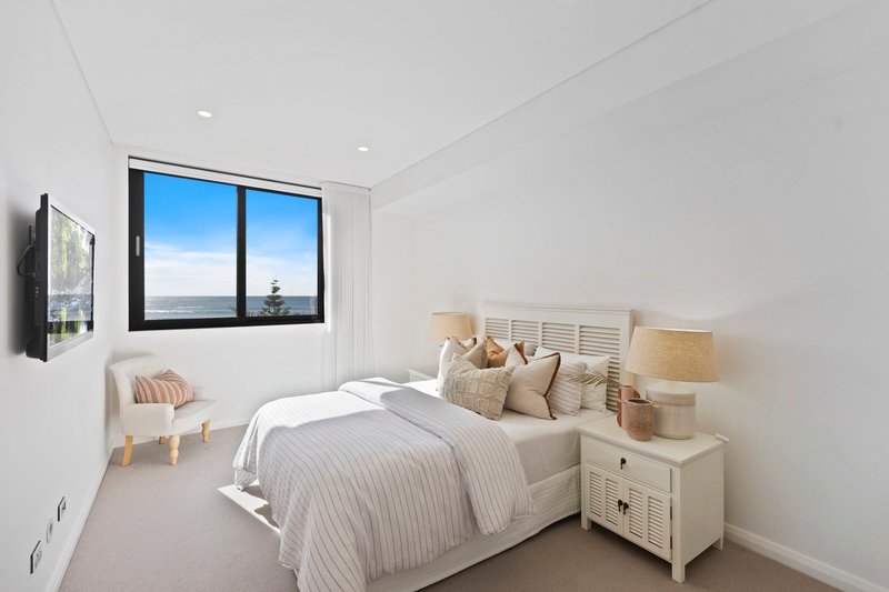 Photo - 202/6 Painters Lane, Terrigal NSW 2260 - Image 11