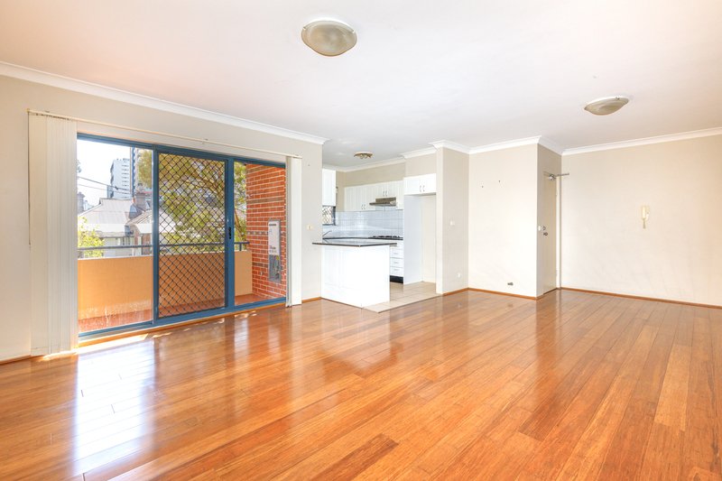 Photo - 20/27 Station Street, Parramatta NSW 2150 - Image 2