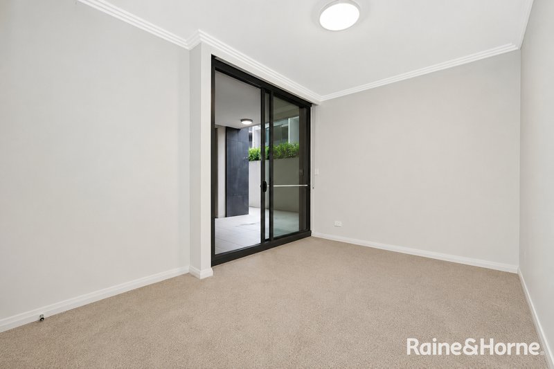 Photo - 202/7 Waterways Street, Wentworth Point NSW 2127 - Image 7