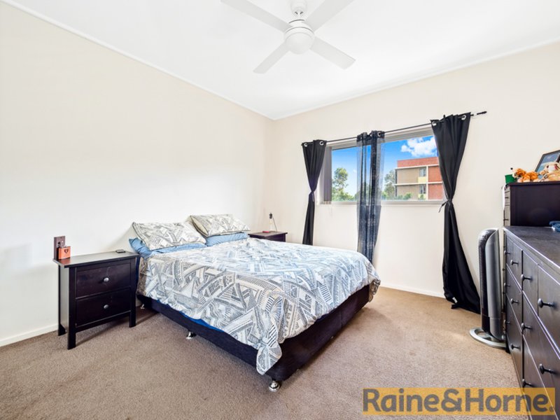 Photo - 202/72 Civic Way, Rouse Hill NSW 2155 - Image 4