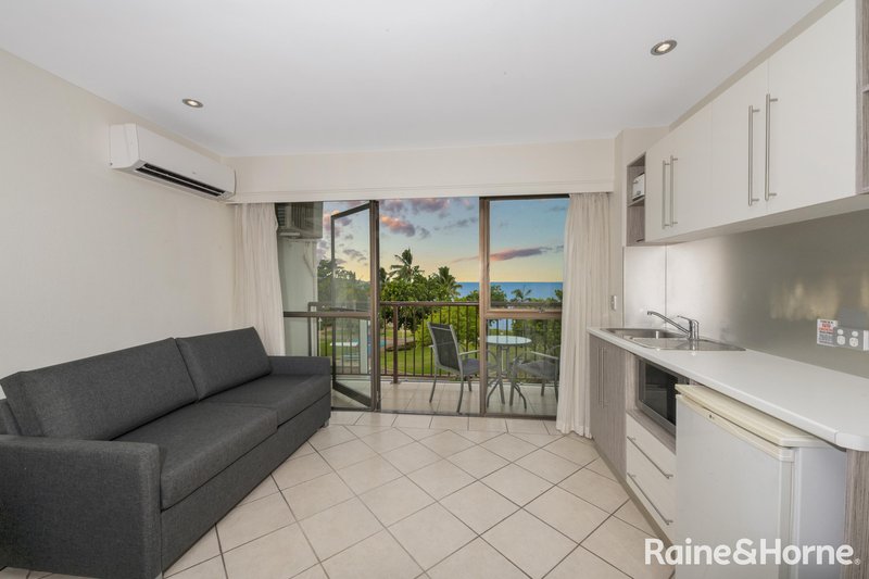 Photo - 202/75 The Strand , North Ward QLD 4810 - Image 3