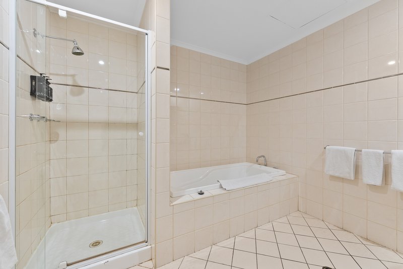 Photo - 202/82 King William Street, Adelaide SA 5000 - Image 9