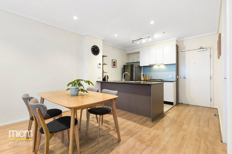 Photo - 202/88 Kavanagh Street, Southbank VIC 3006 - Image 2