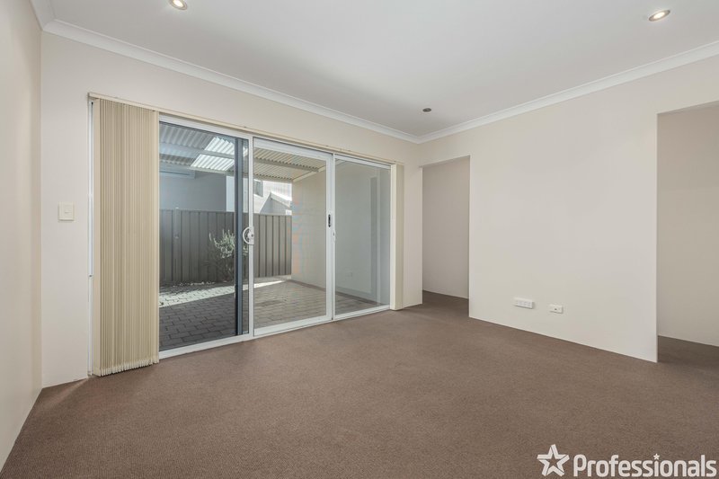 Photo - 202A Kent Street, Rockingham WA 6168 - Image 5