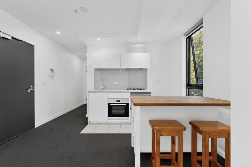 Photo - 202B/2 Dennis Street, Footscray VIC 3011 - Image 4