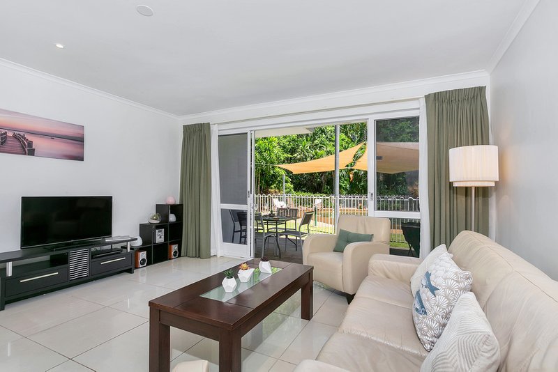 Photo - 203 Coral Coast Drive, Palm Cove QLD 4879 - Image 4