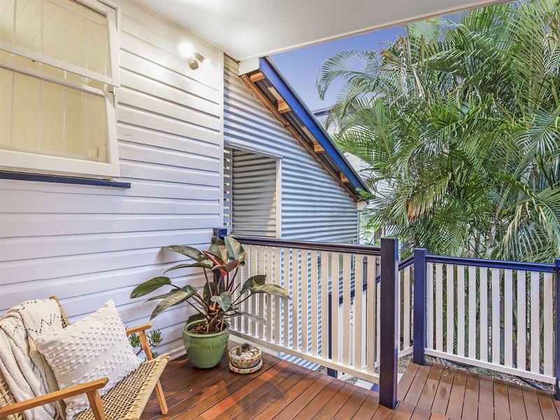 Photo - 203 King St , Clontarf QLD 4019 - Image 11