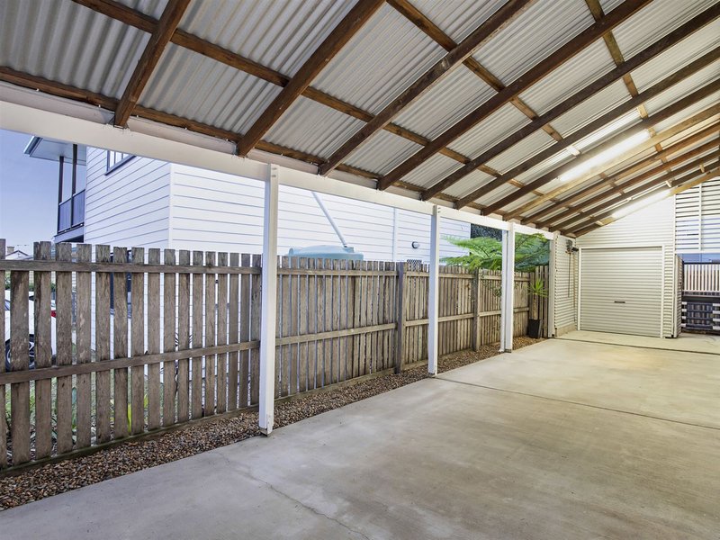 Photo - 203 King St , Clontarf QLD 4019 - Image 15