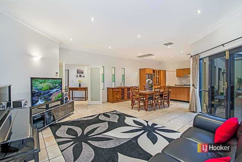 Photo - 203 Montacute Road, Newton SA 5074 - Image 3