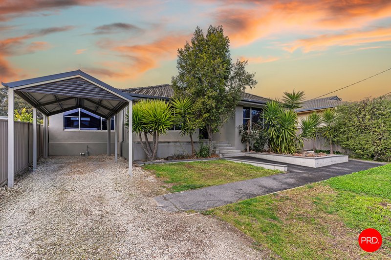 Photo - 203 Neale Street, Flora Hill VIC 3550 - Image 2