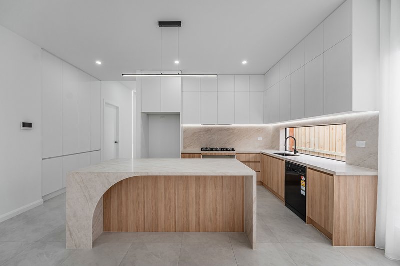 Photo - 203 Olivers Road, Mickleham VIC 3064 - Image 2