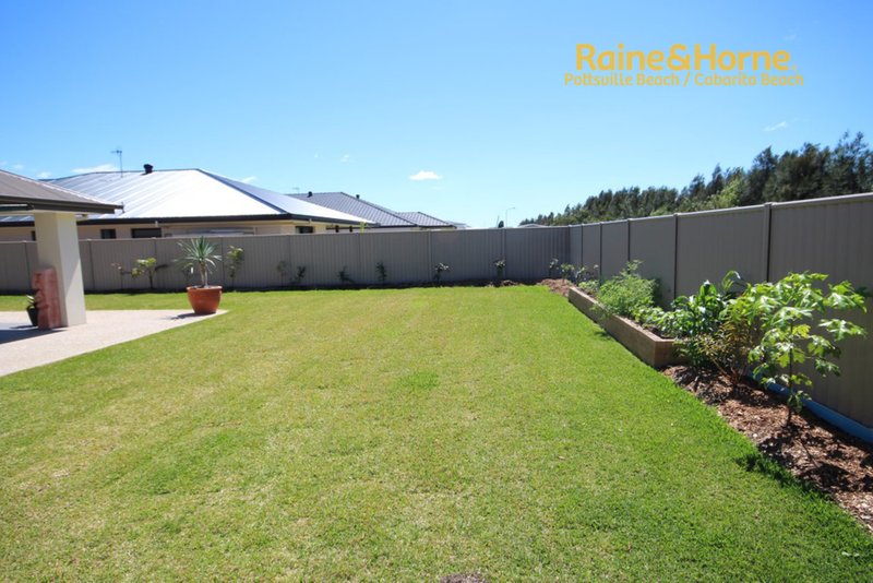 Photo - 203 Overall Drive, Pottsville NSW 2489 - Image 4