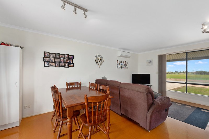 Photo - 203 Songvaar Road, Port Victoria SA 5573 - Image 10