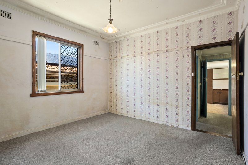 Photo - 203 Wentworth Street, Port Kembla NSW 2505 - Image 5