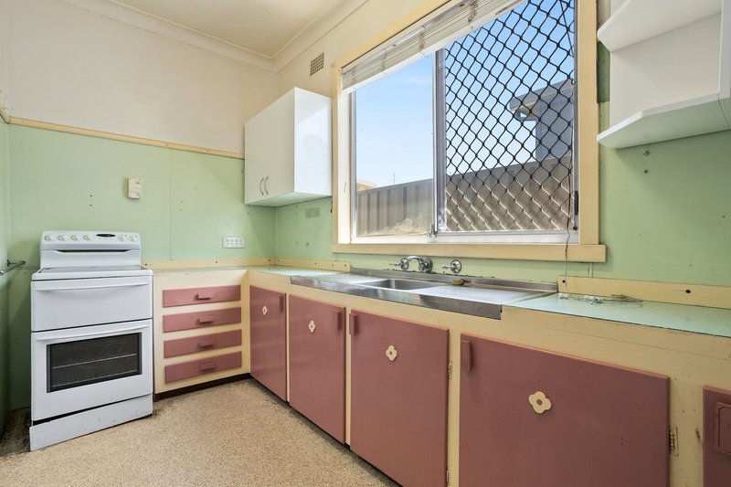 Photo - 203 Wentworth Street, Port Kembla NSW 2505 - Image 6