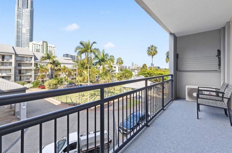 Photo - 203/1-8 Paradise Island, Surfers Paradise QLD 4217 - Image 14