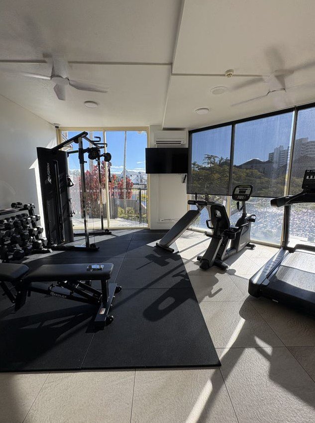 Photo - 203/1-8 Paradise Island, Surfers Paradise QLD 4217 - Image 18