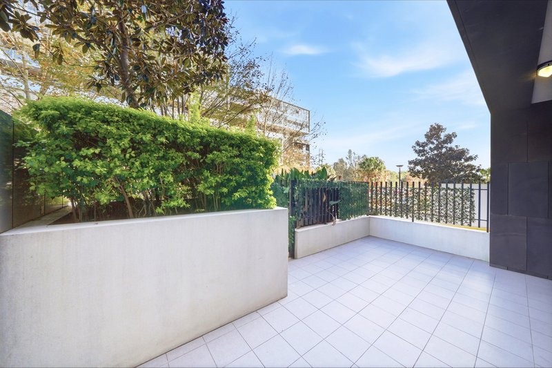 Photo - 203/1 Footbridge Boulevard, Wentworth Point NSW 2127 - Image 1