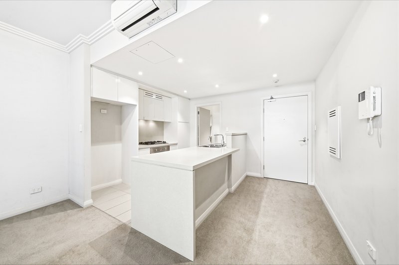 Photo - 203/1 Footbridge Boulevard, Wentworth Point NSW 2127 - Image 3