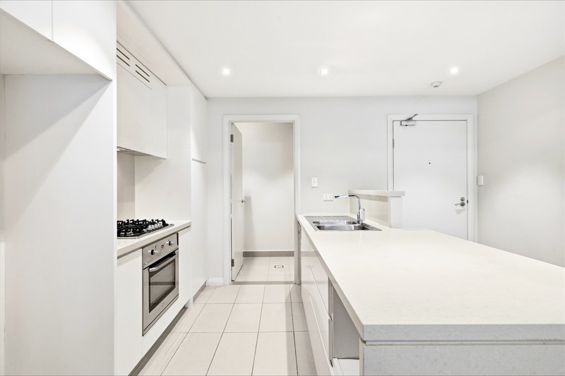Photo - 203/1 Footbridge Boulevard, Wentworth Point NSW 2127 - Image 4