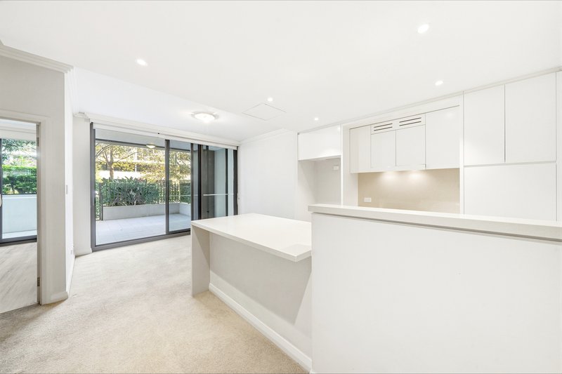 Photo - 203/1 Footbridge Boulevard, Wentworth Point NSW 2127 - Image 5