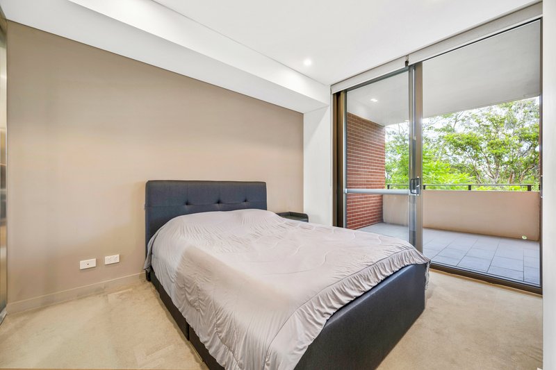 Photo - 203/1 Victoria Street, Roseville NSW 2069 - Image 6