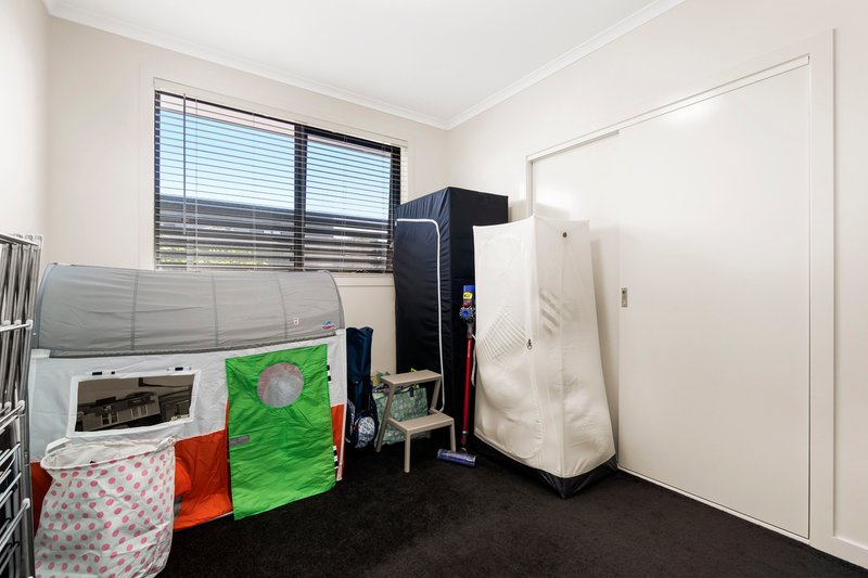 Photo - 203/10 Alfrick Road, Croydon VIC 3136 - Image 6