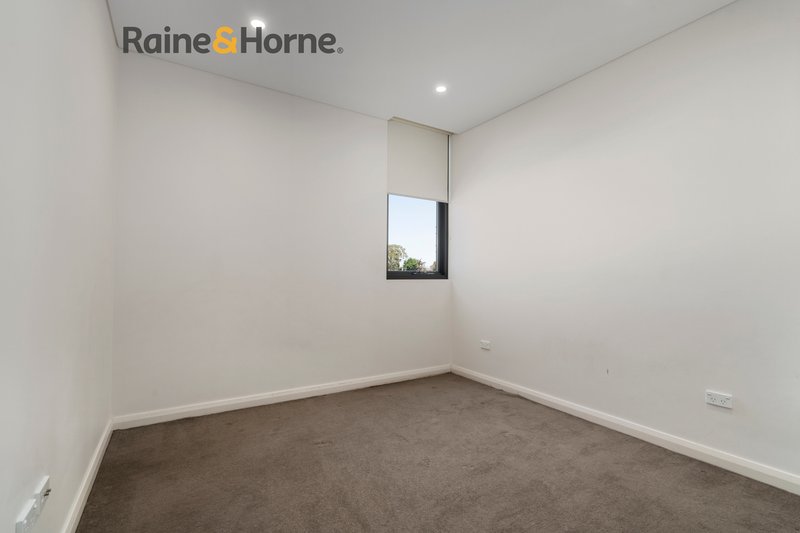 Photo - 203/10 Norfolk Street, Liverpool NSW 2170 - Image 12