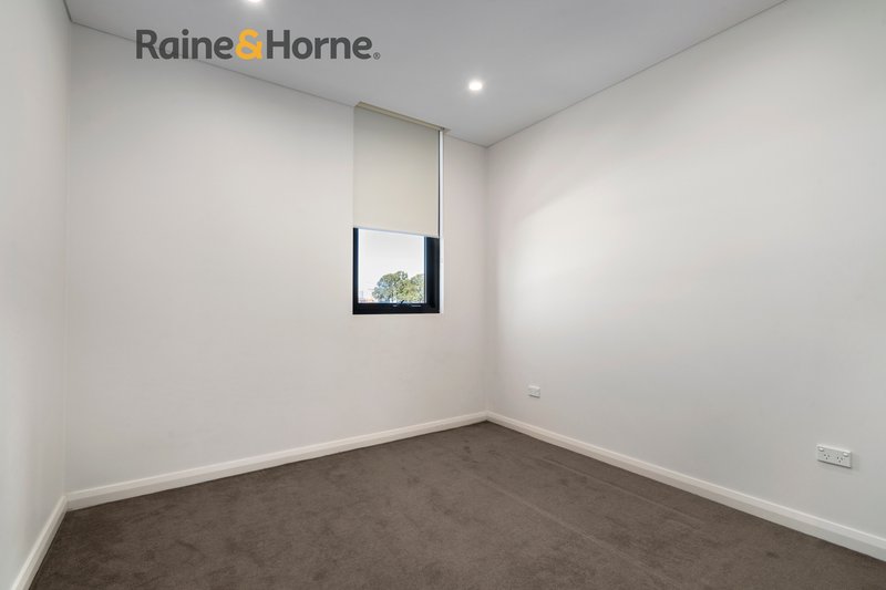 Photo - 203/10 Norfolk Street, Liverpool NSW 2170 - Image 14