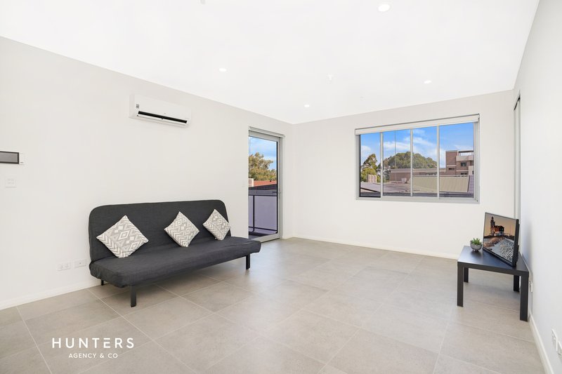 Photo - 203/108 Station Street, Wentworthville NSW 2145 - Image 4