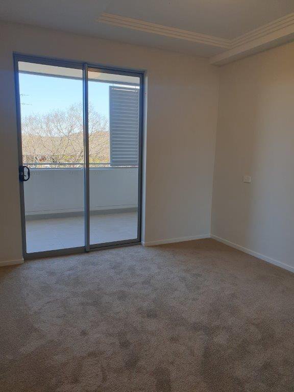 Photo - 203/123 Castlereagh Street, Liverpool NSW 2170 - Image 5
