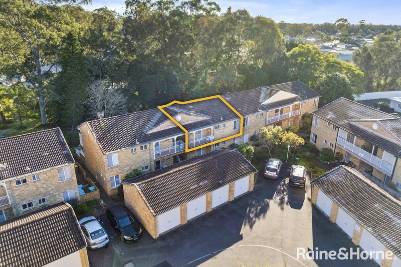 Photo - 203/15 Lorraine Avenue, Berkeley Vale NSW 2261 - Image 1