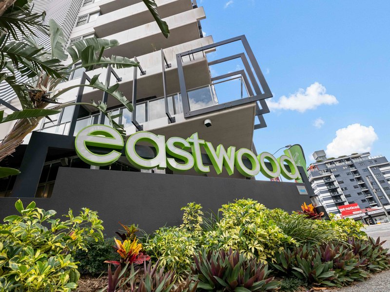 Photo - 203/159 Logan Road, Woolloongabba QLD 4102 - Image 9