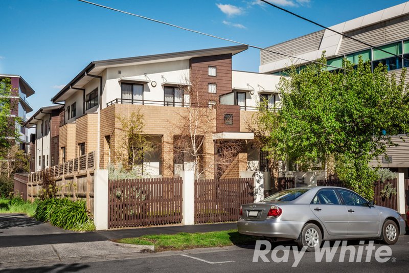 Photo - 203/17 Station Street, Blackburn VIC 3130 - Image 9