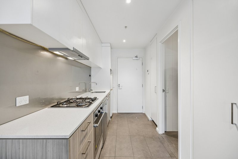 Photo - 203/180 Morphett Street, Adelaide SA 5000 - Image 6