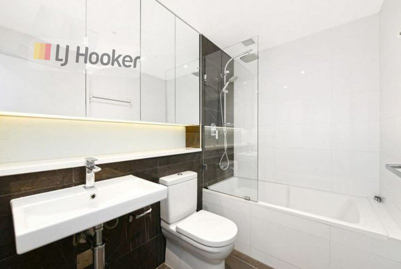 Photo - 203/2 Waterways Street, Wentworth Point NSW 2127 - Image 7