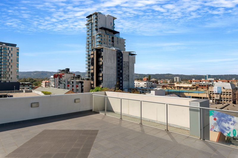 Photo - 203/235-237 Pirie Street, Adelaide SA 5000 - Image 7