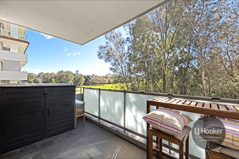 Photo - 203/27 Dressler Court, Merrylands NSW 2160 - Image 8