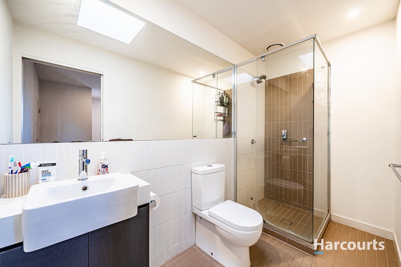 Photo - 203/28 Galileo Gateway, Bundoora VIC 3083 - Image 4