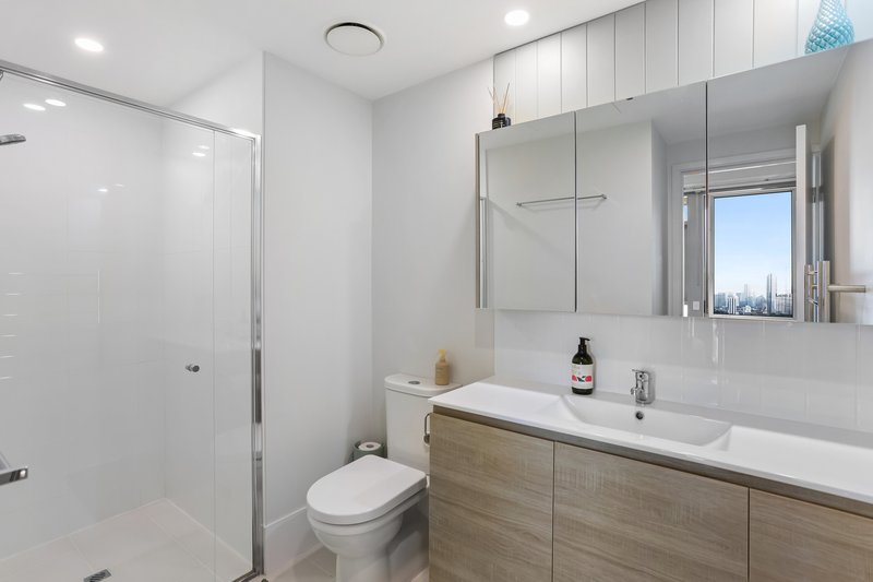 Photo - 203/30 Macrossan Street, Brisbane QLD 4000 - Image 6