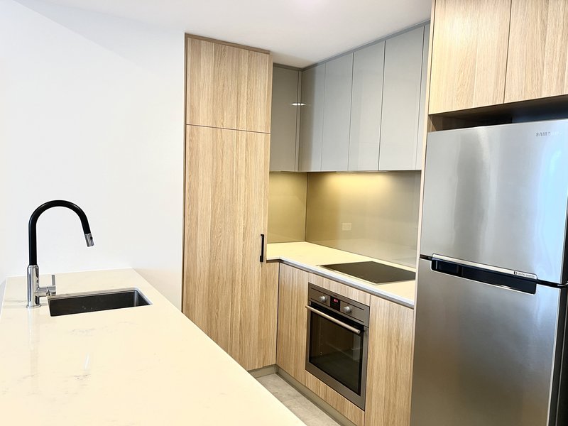 Photo - 203/35 Bronte Street, East Perth WA 6004 - Image 5