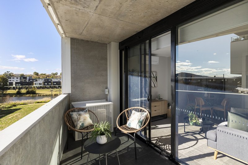 Photo - 203/38 Oakden Street, Greenway ACT 2900 - Image 3