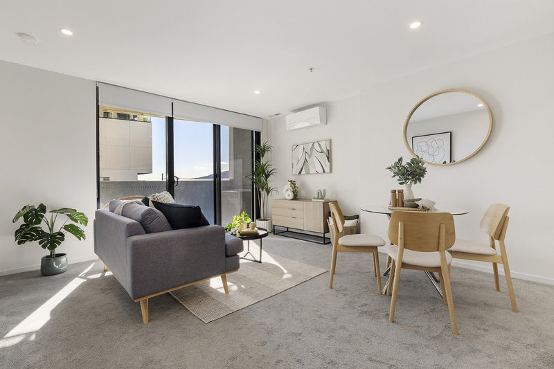 Photo - 203/38 Oakden Street, Greenway ACT 2900 - Image 4