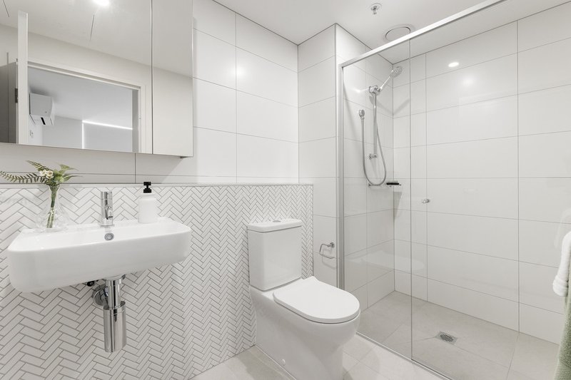 Photo - 203/38 Oakden Street, Greenway ACT 2900 - Image 9