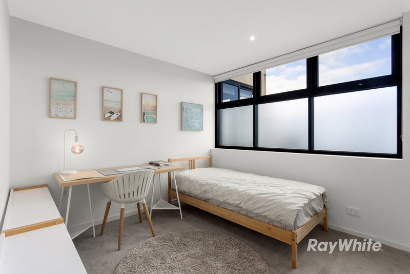 Photo - 203/389 Neerim Road, Carnegie VIC 3163 - Image 4
