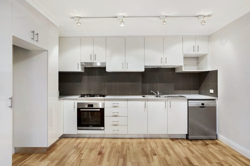 Photo - 203/40-44 Ocean Street, Bondi NSW 2026 - Image 2