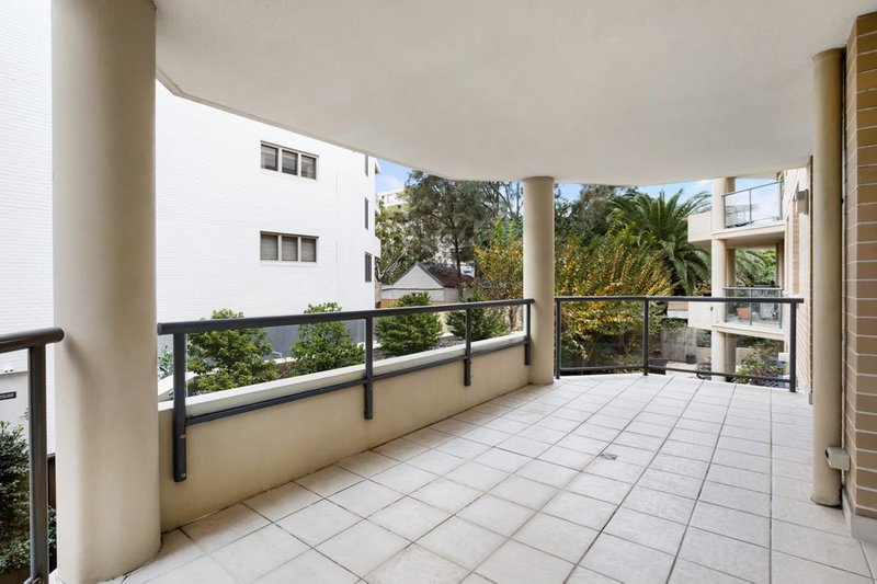 Photo - 203/40-44 Ocean Street, Bondi NSW 2026 - Image 5