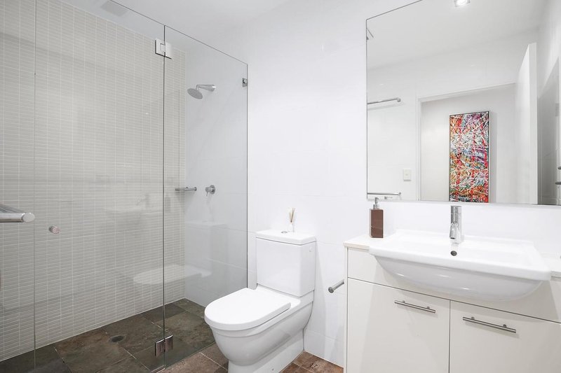 Photo - 203/5 Bungan Street, Mona Vale NSW 2103 - Image 5